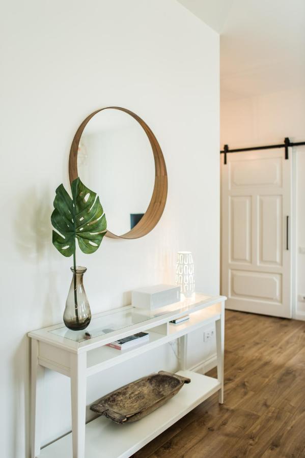 Stylish Apartment In The Heart Of Kaunas Old Town Luaran gambar