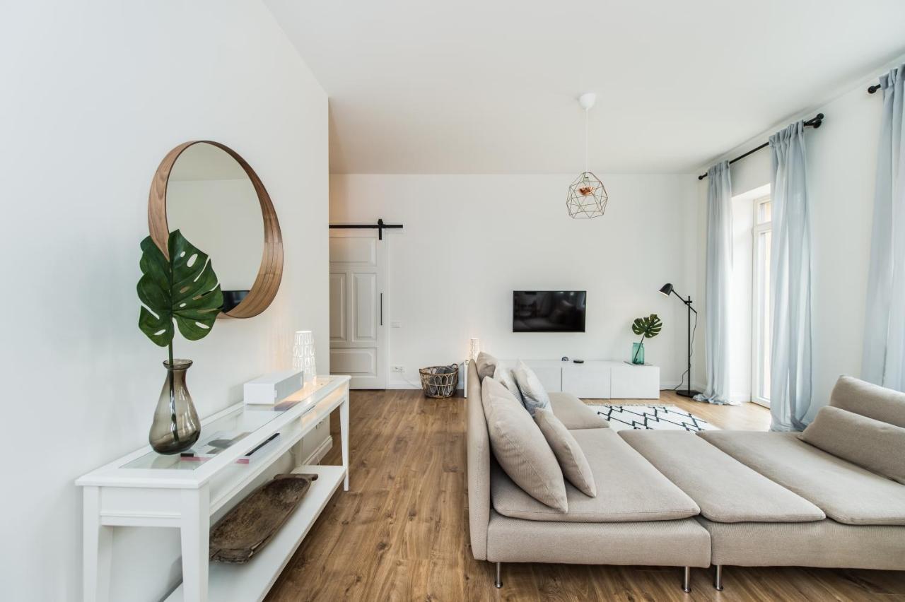 Stylish Apartment In The Heart Of Kaunas Old Town Luaran gambar