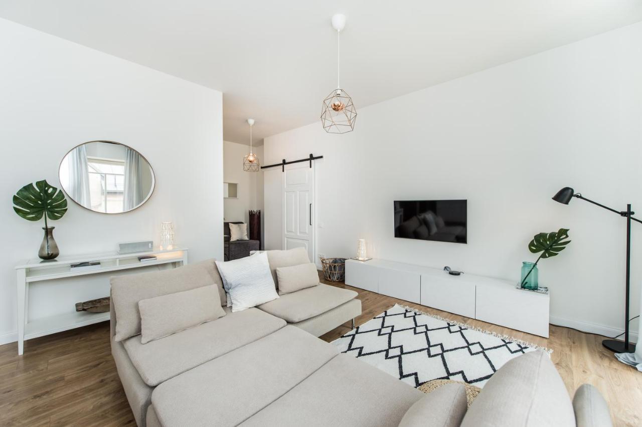 Stylish Apartment In The Heart Of Kaunas Old Town Luaran gambar