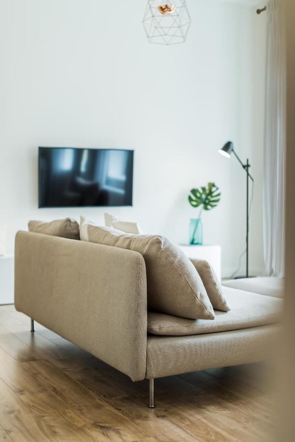 Stylish Apartment In The Heart Of Kaunas Old Town Luaran gambar