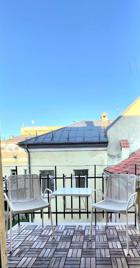 Stylish Apartment In The Heart Of Kaunas Old Town Luaran gambar
